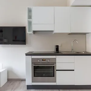 https://grazioso-monolocale-posizione-elegante-e-centrale.italymilanhotels.net