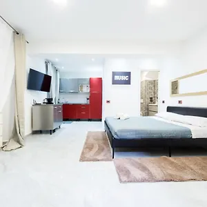 maestrale-house.hotelitalianriviera.com/