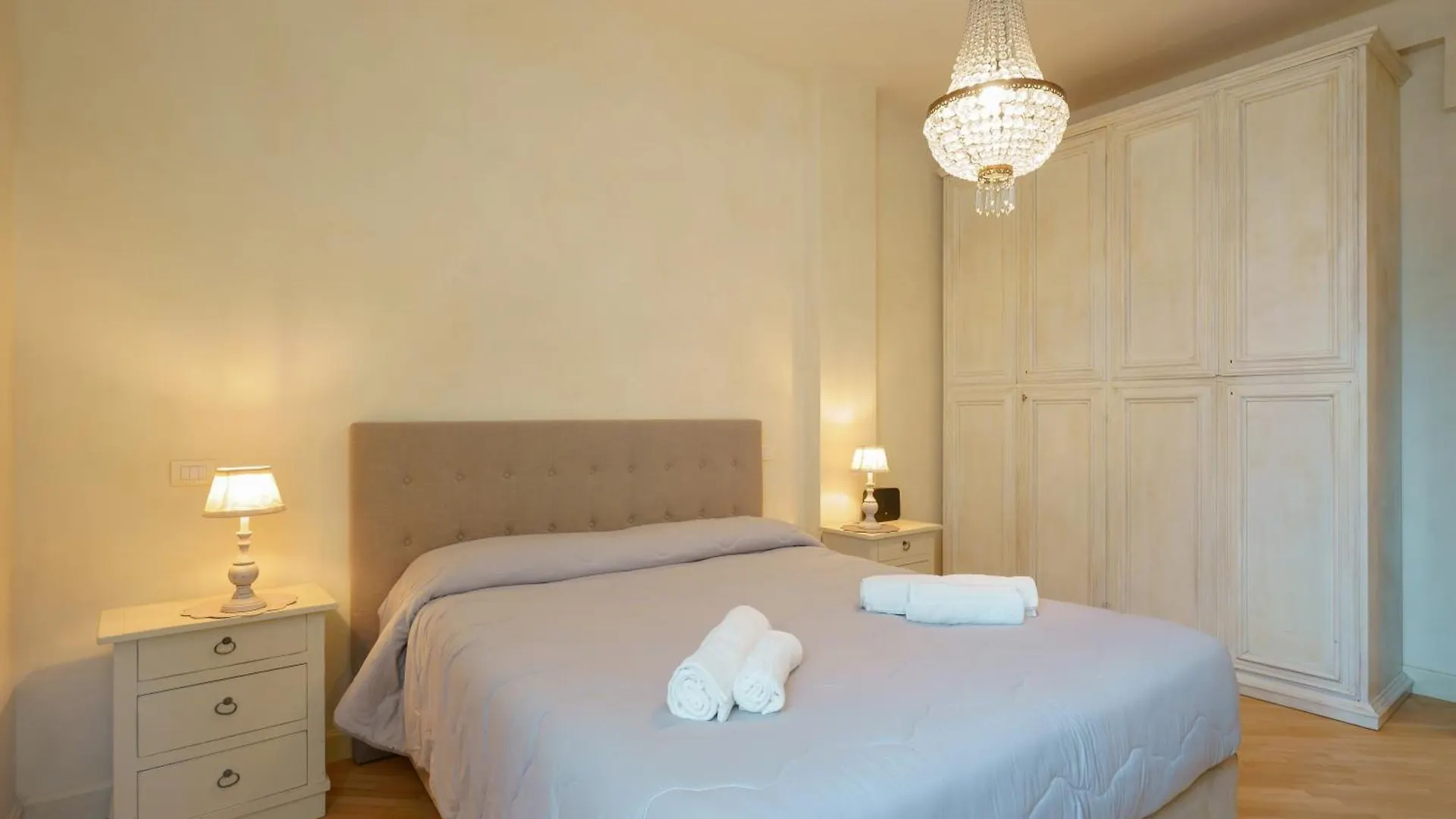 Guasto Apartment Bologna Italy
